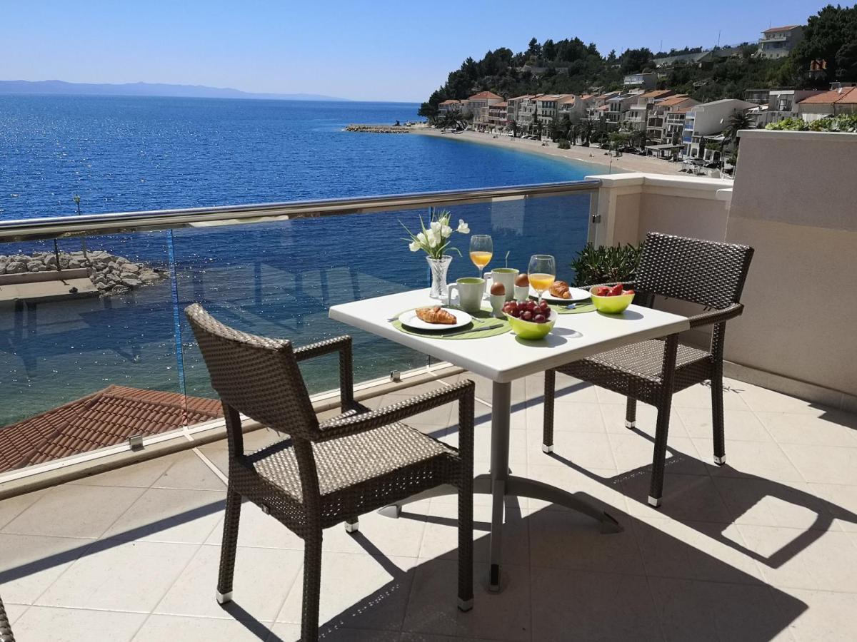 פודגורה Apartmani California מראה חיצוני תמונה