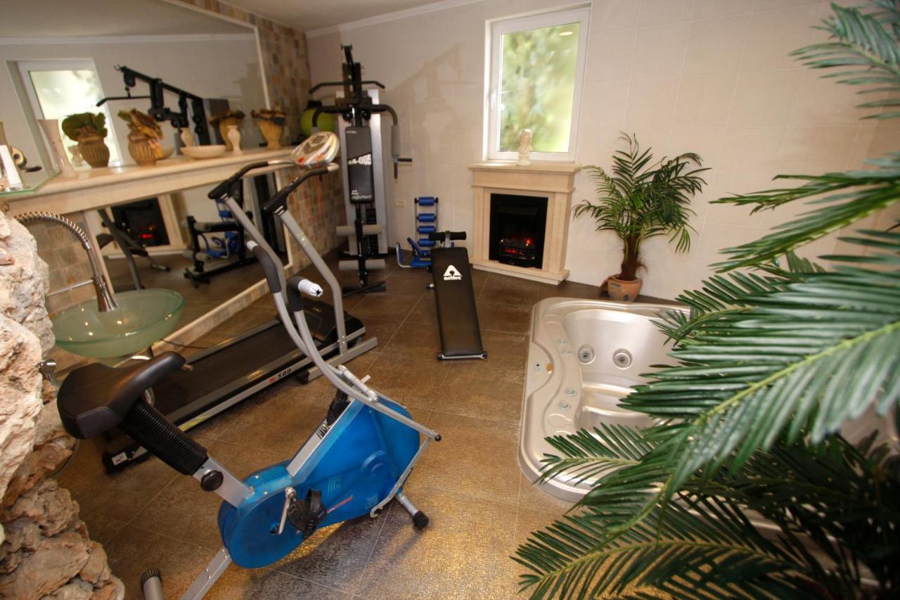 פודגורה Apartmani California מראה חיצוני תמונה