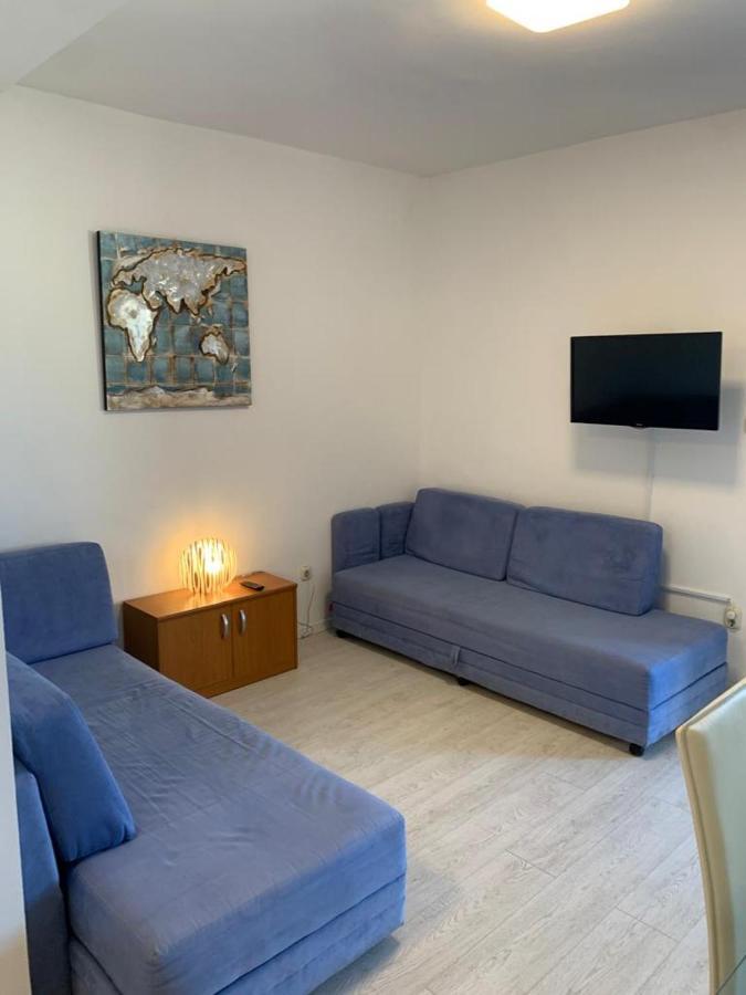 פודגורה Apartmani California מראה חיצוני תמונה