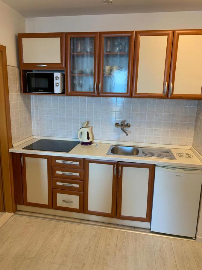 פודגורה Apartmani California מראה חיצוני תמונה